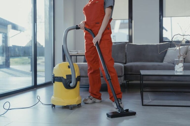 שואבי אבק עם טכנולוגיית סינון HEPA: יתרונות בריאותיים וסביבתיים